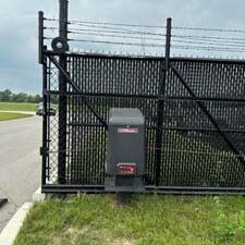 black-automatic-gates